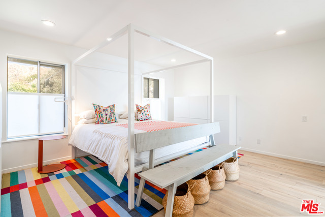31034 Broad Beach Road Property Photo 10