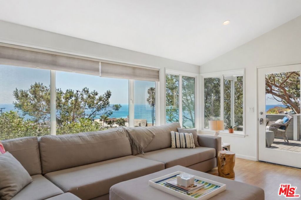 99 Paradise Cove Road Property Photo 1