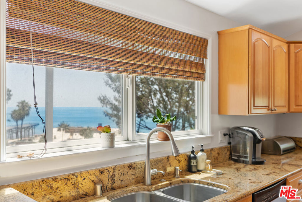 99 Paradise Cove Road Property Photo 6