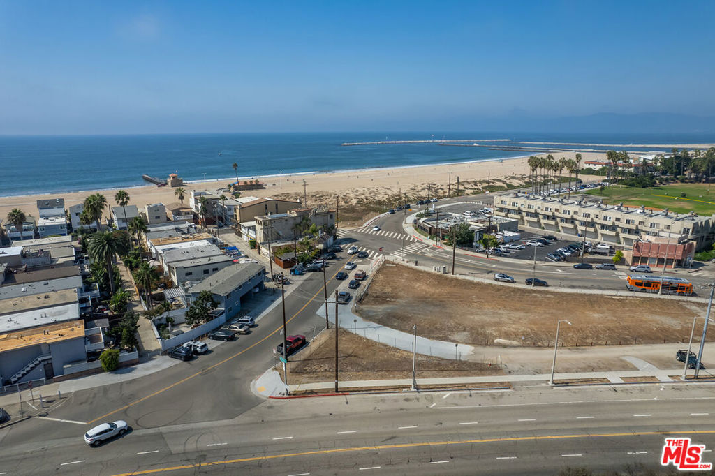 6916 Vista Del Mar Property Photo 31