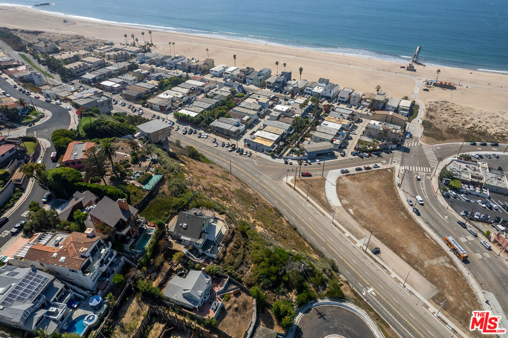 6916 Vista Del Mar Property Photo 34