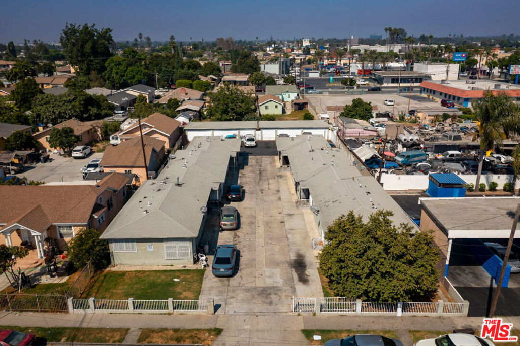 1307 E Peck Street Property Photo 1