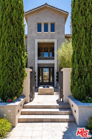 1209 Via Aracena Property Photo 8