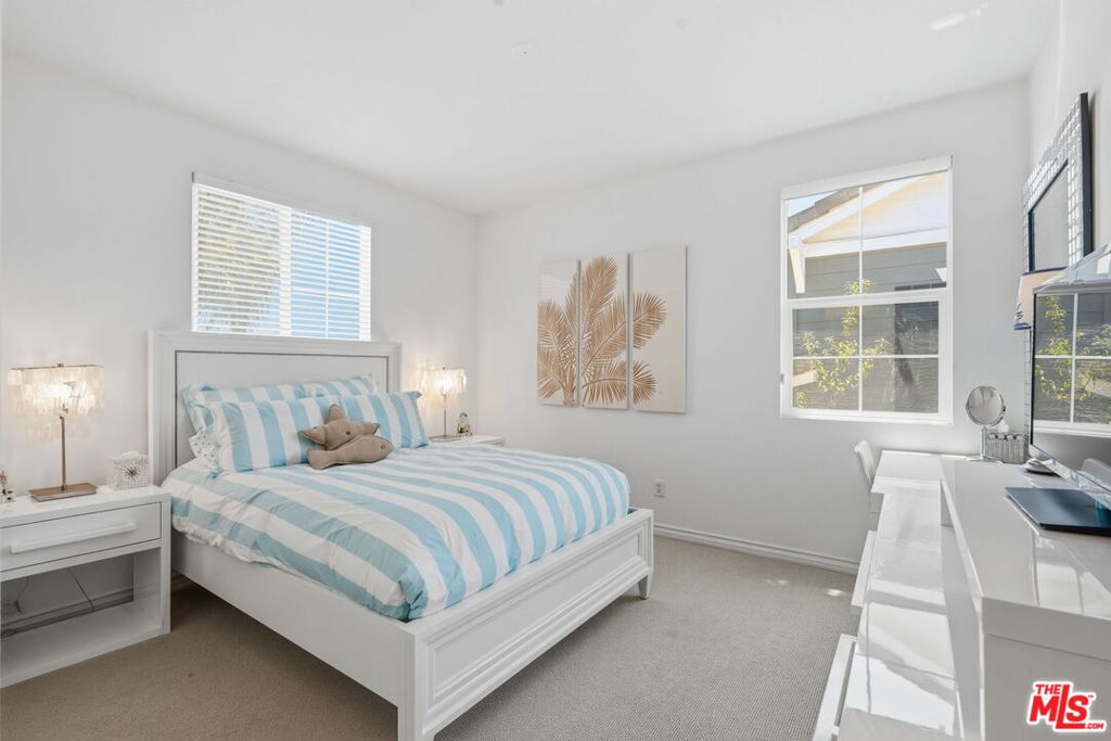 4061 Adriatic Street Property Photo 33