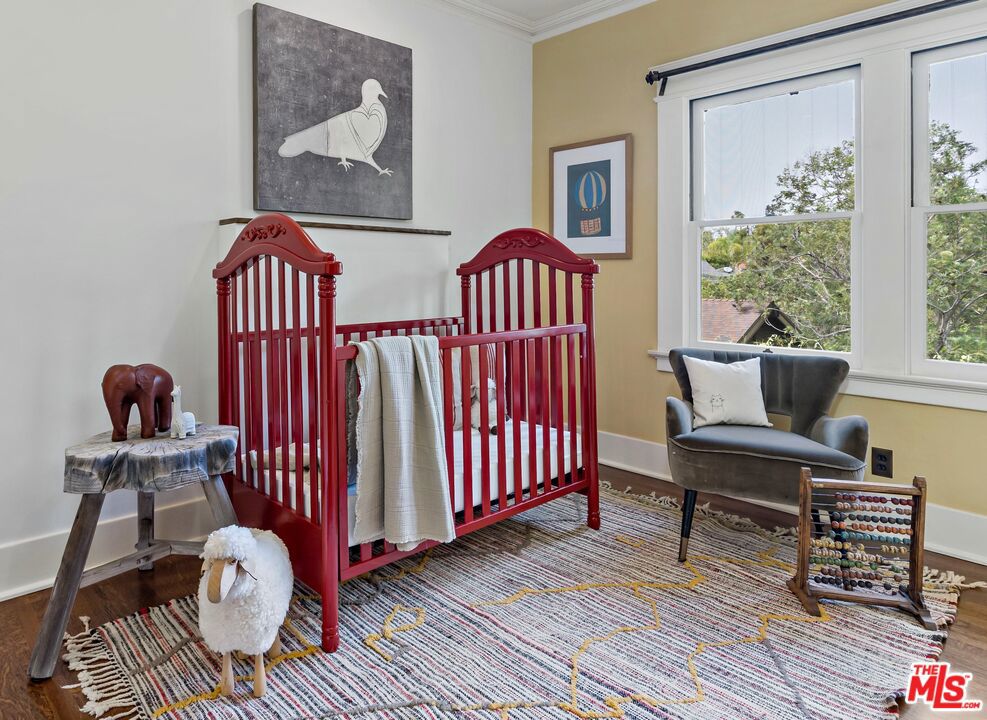 111 S Van Ness Avenue Property Photo 19