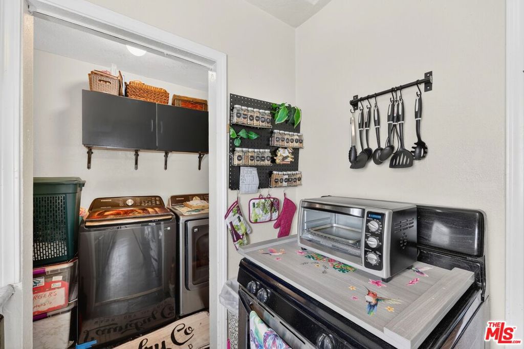 423 E 127th Street Property Photo 13