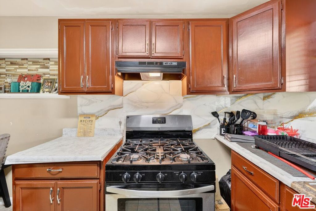 423 E 127th Street Property Photo 46