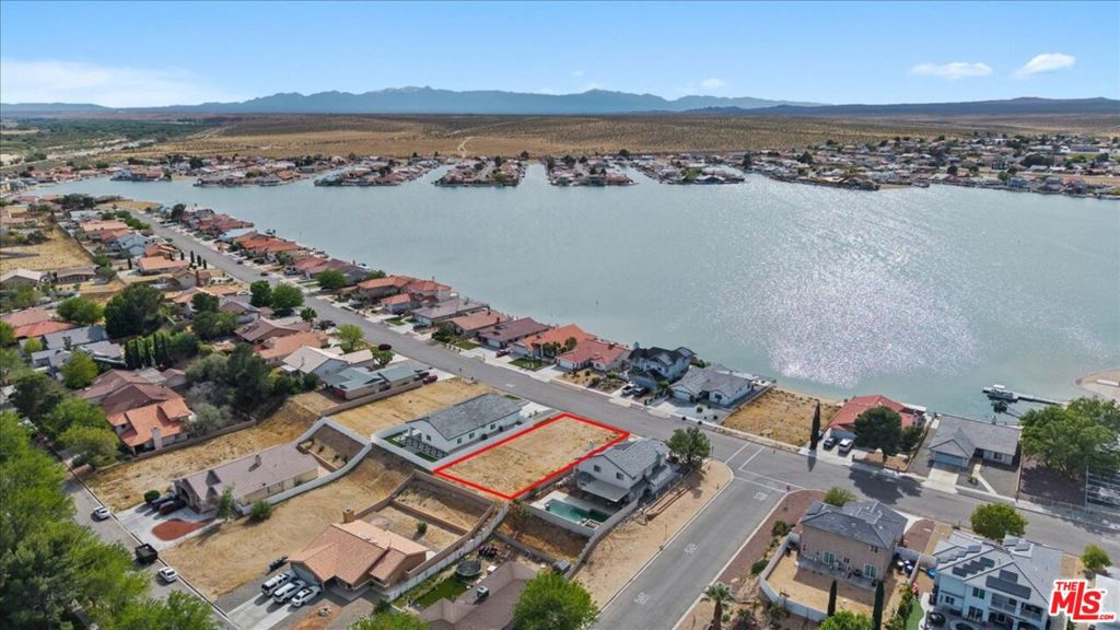 26719 Blue Water Road Property Photo 2