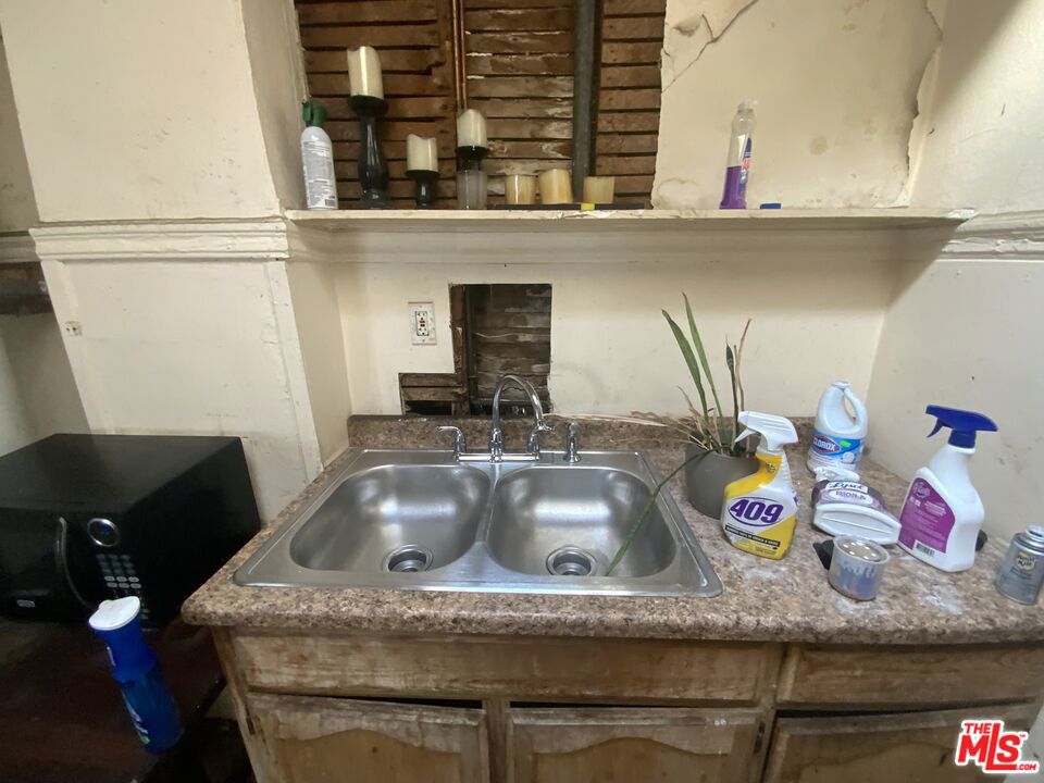 3770 Maple Avenue Property Photo 16