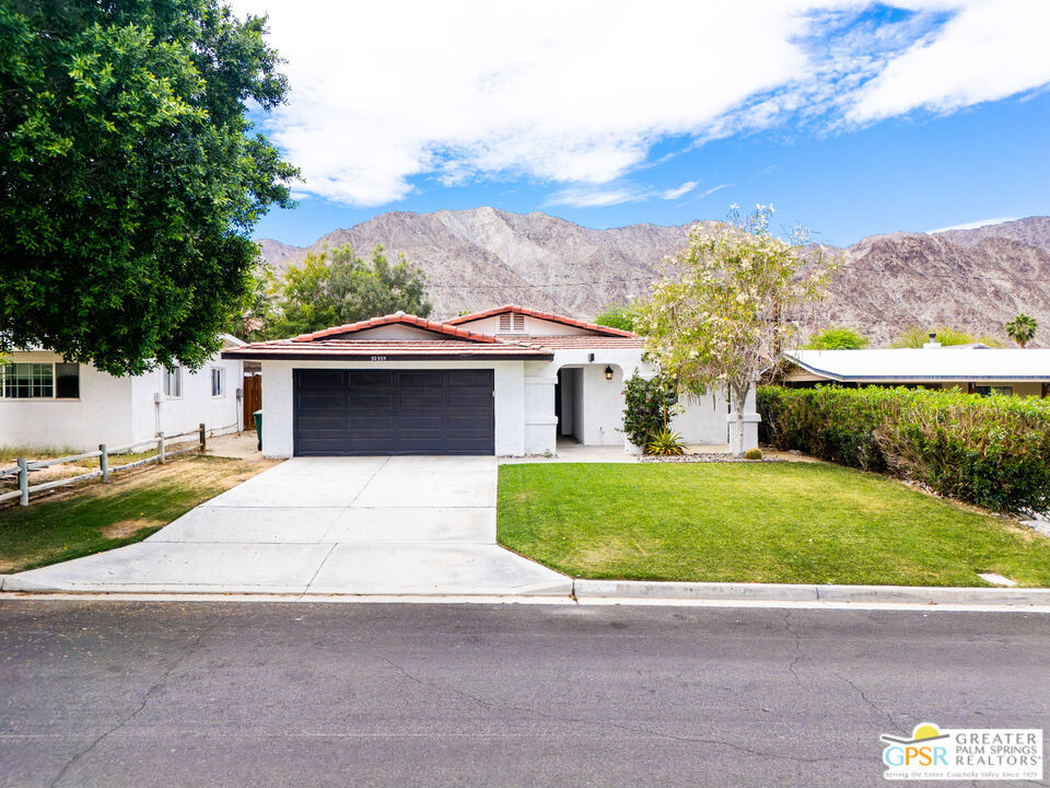 52925 Avenida Vallejo Property Photo 1