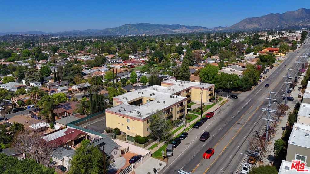 13266 Foothill Boulevard Property Photo 19