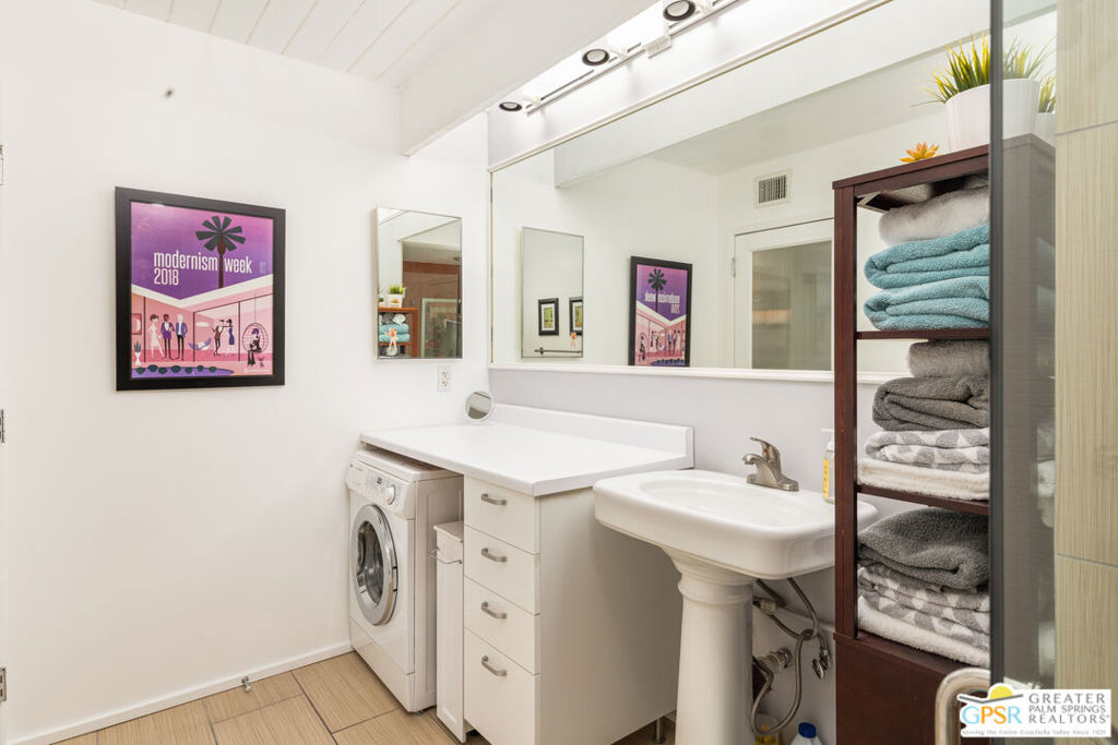 1111 E Palm Canyon Drive 350 Property Photo 18