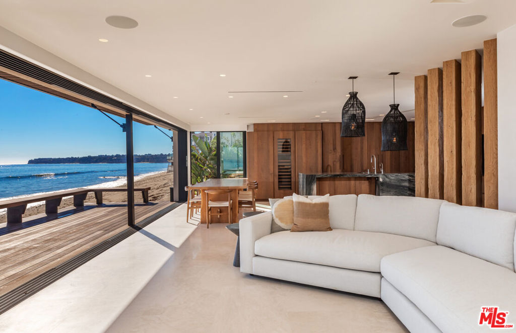 27308 Pacific Coast Highway Property Photo 13