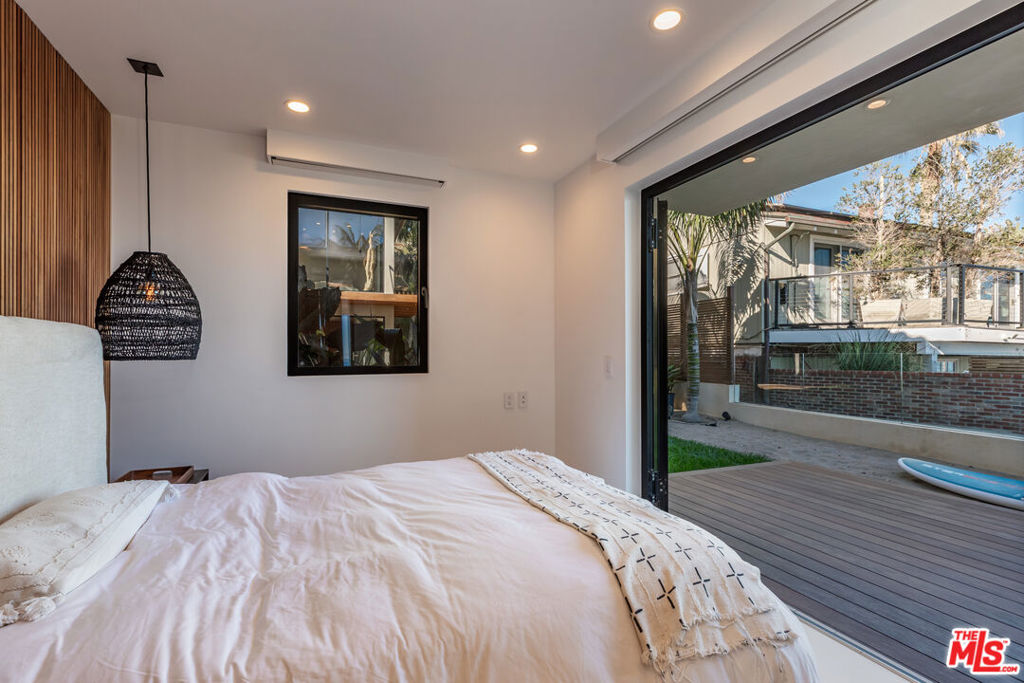 27308 Pacific Coast Highway Property Photo 31