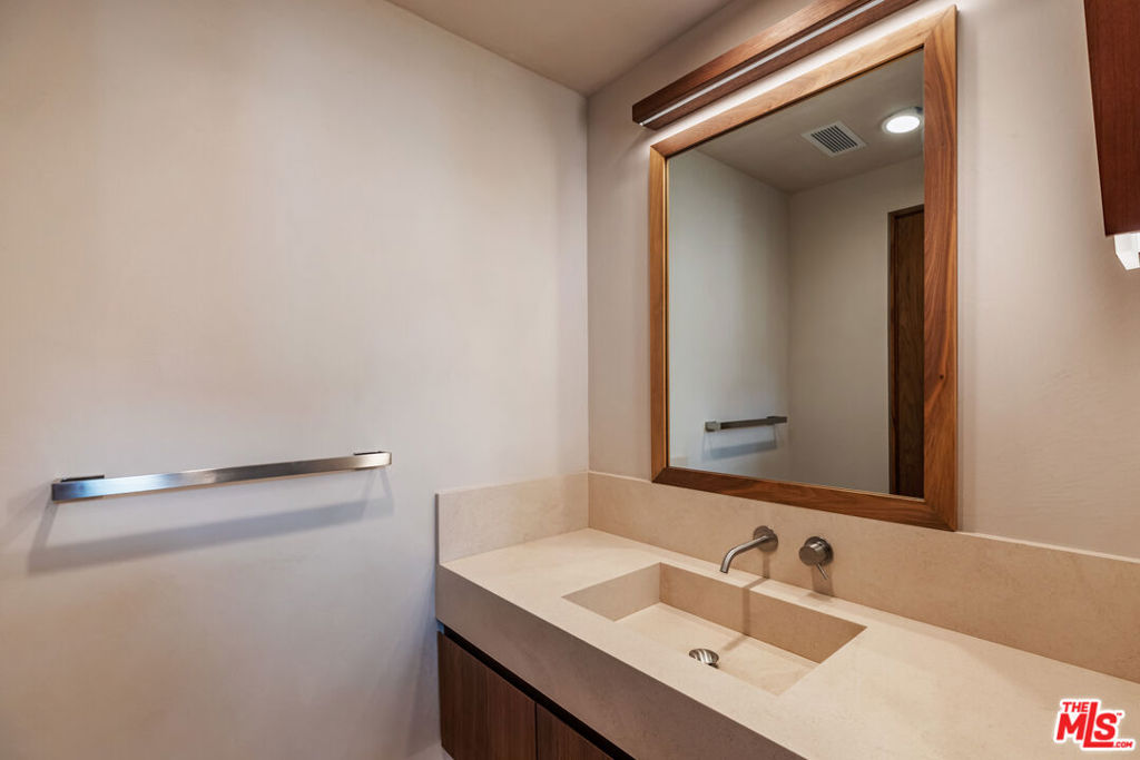 27308 Pacific Coast Highway Property Photo 33
