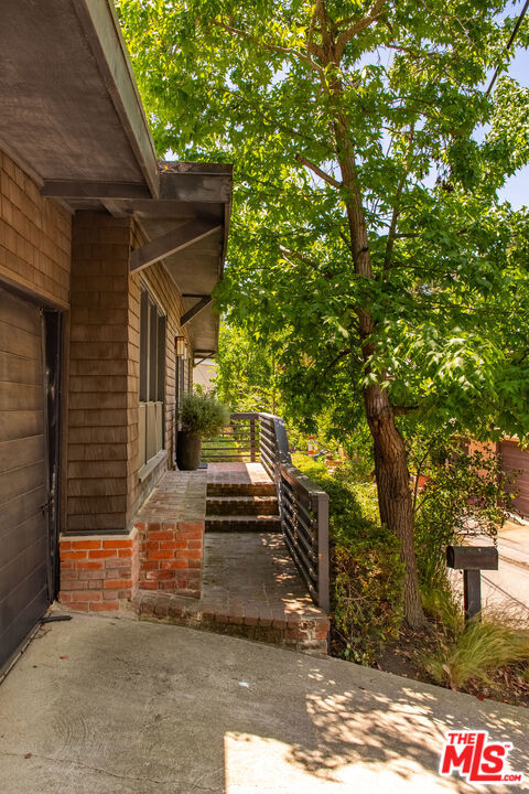 9648 Yoakum Drive Property Photo 48
