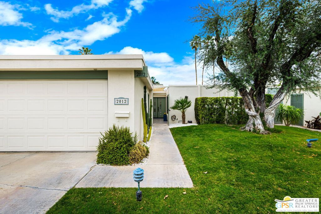 2012 E Sonora Road Property Photo 4