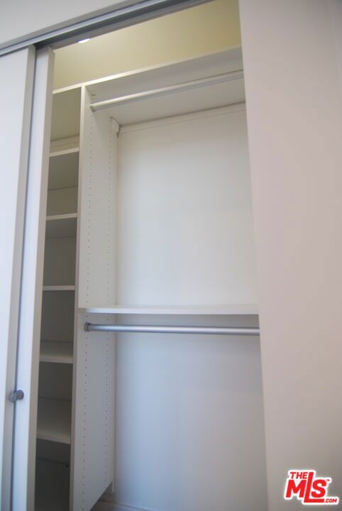 460 S Spring Street 608 Property Photo 18