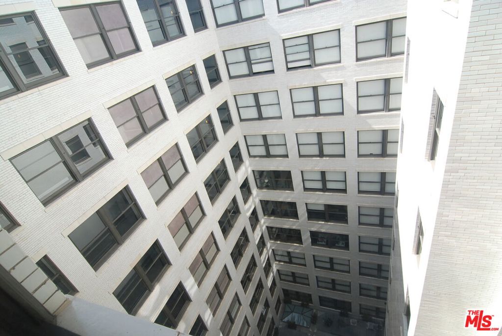 460 S Spring Street 608 Property Photo 21