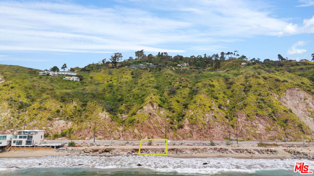 20604 Pacific Coast Highway Property Photo 10