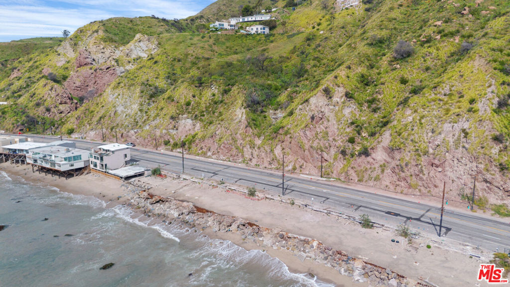 20604 Pacific Coast Highway Property Photo 16