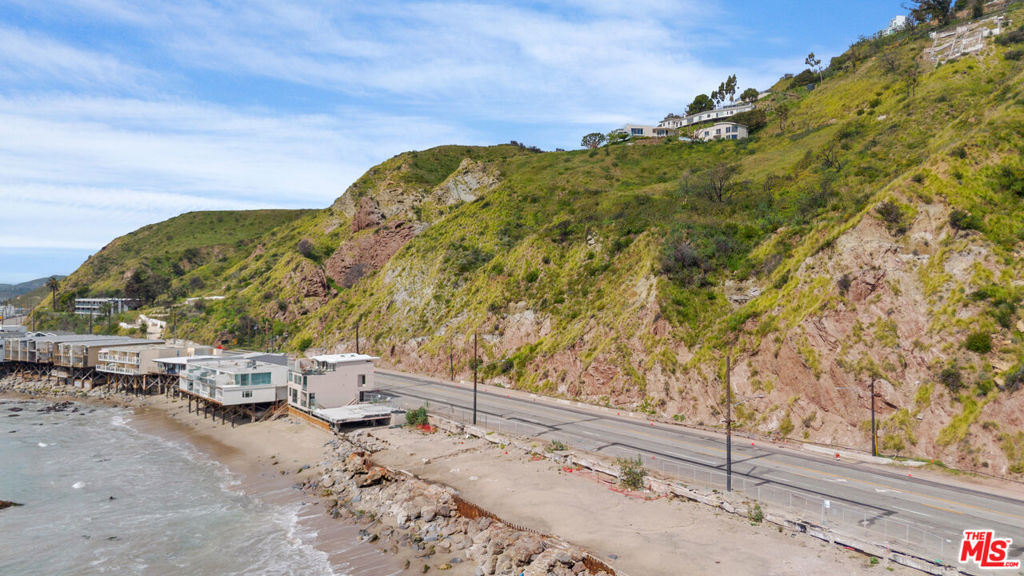 20604 Pacific Coast Highway Property Photo 17
