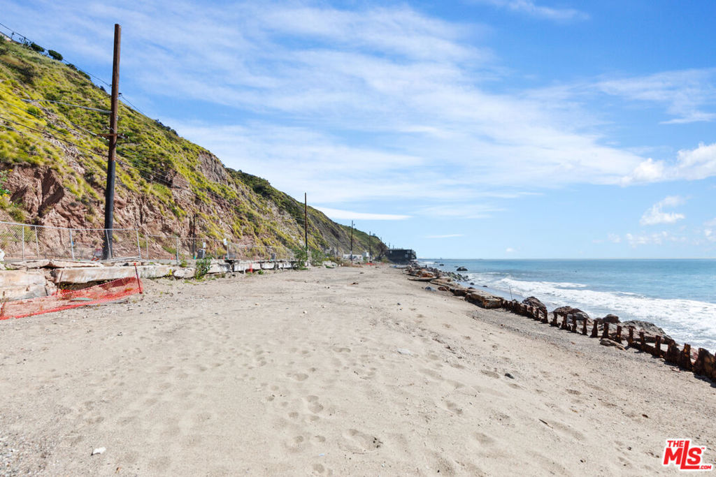 20604 Pacific Coast Highway Property Photo 28