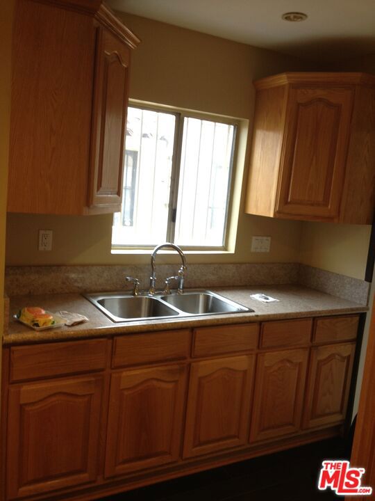 6910 Stafford Avenue Property Photo 16