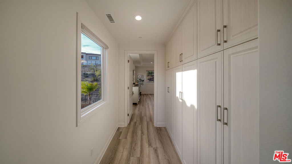 20111 W Piccadilly Lane Property Photo 24
