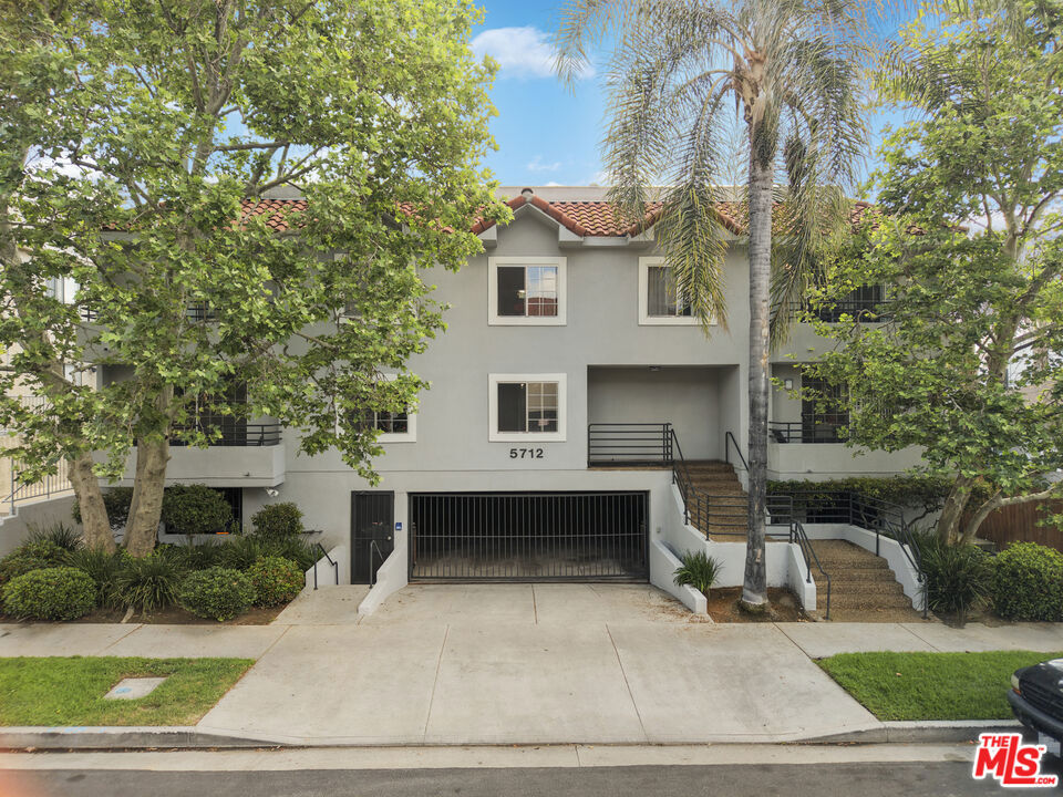 5712 Camellia Avenue Property Photo 1