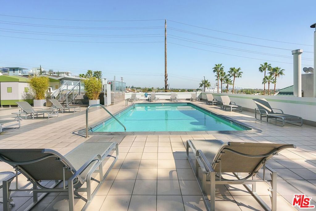 1155 N La Cienega Boulevard Ph1 Property Photo 20