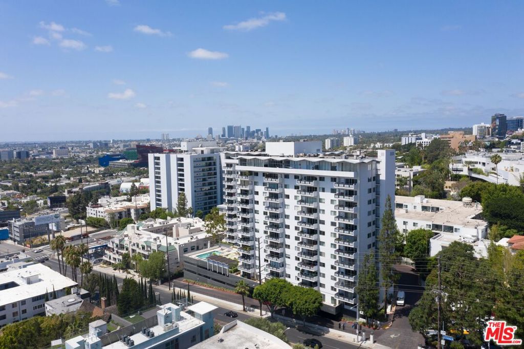 1155 N La Cienega Boulevard Ph1 Property Photo 28