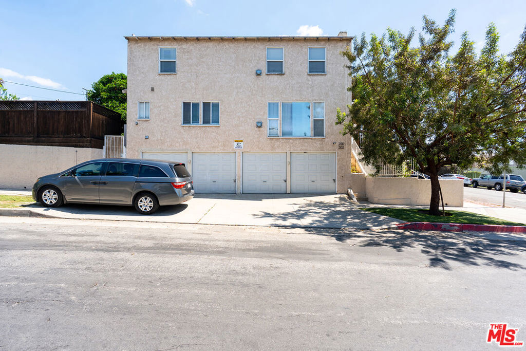 2849 Council Street Property Photo 8
