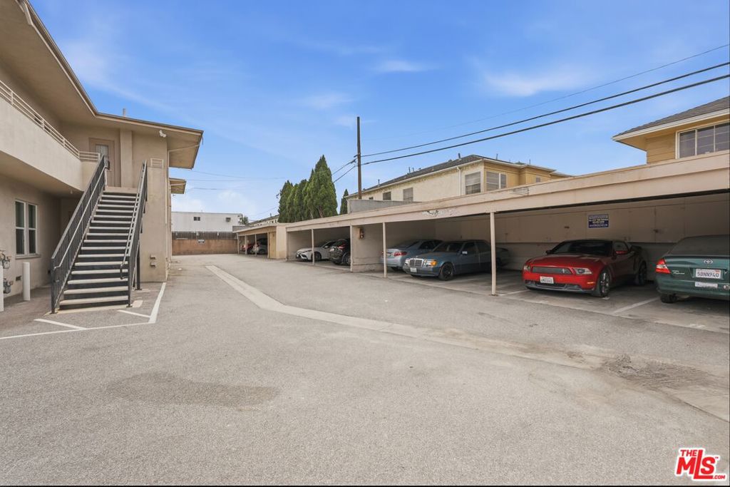 3585 S Sepulveda Boulevard Property Photo 19