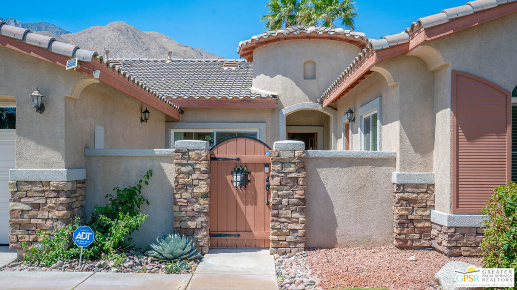3931 Mira Arena Property Photo 3