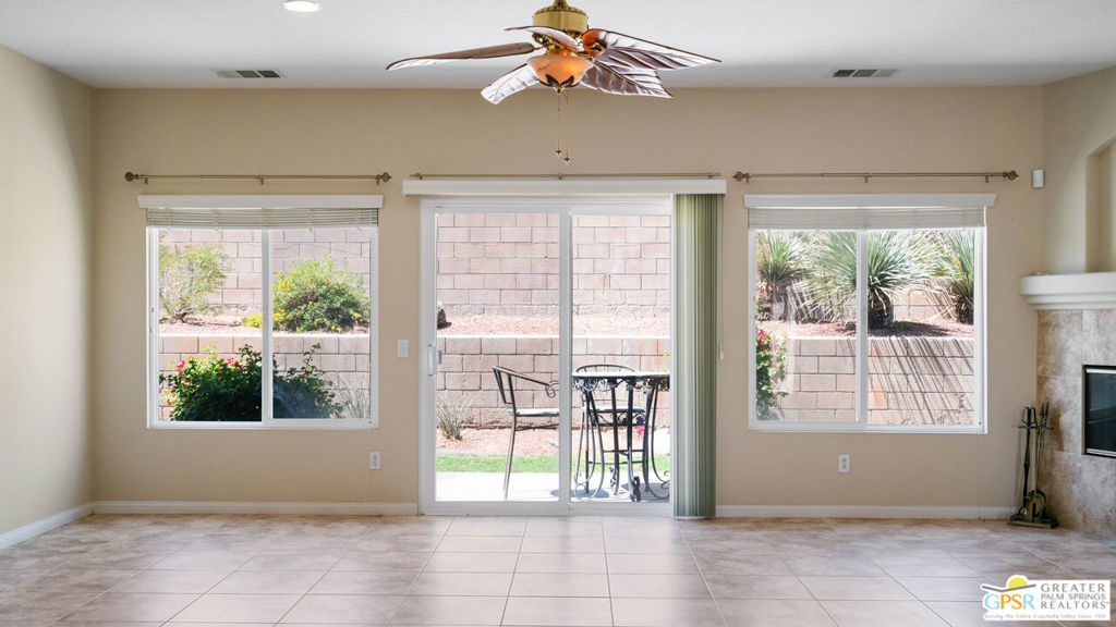 3931 Mira Arena Property Photo 8
