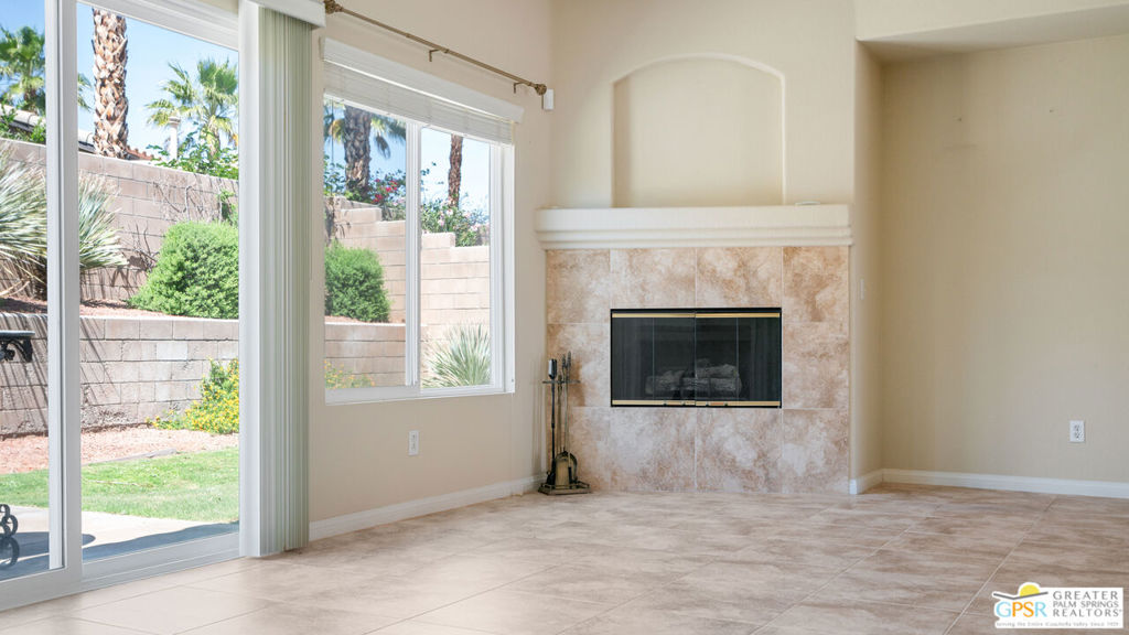 3931 Mira Arena Property Photo 10