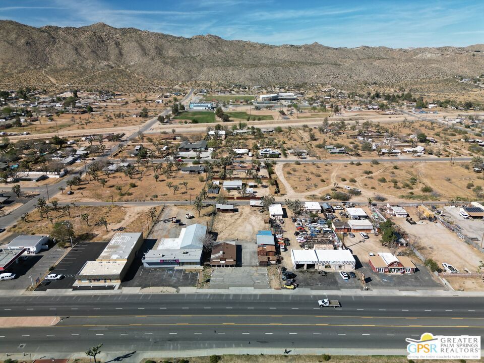 56560 29 Palms Highway Property Photo 7