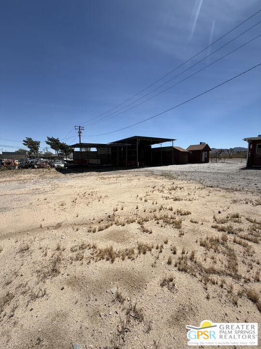 56560 29 Palms Highway Property Photo 12