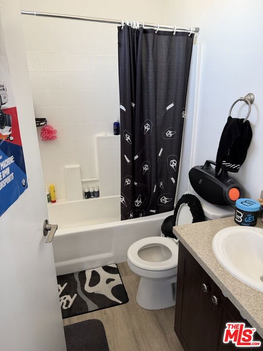 14668 Nordhoff Street Property Photo 29