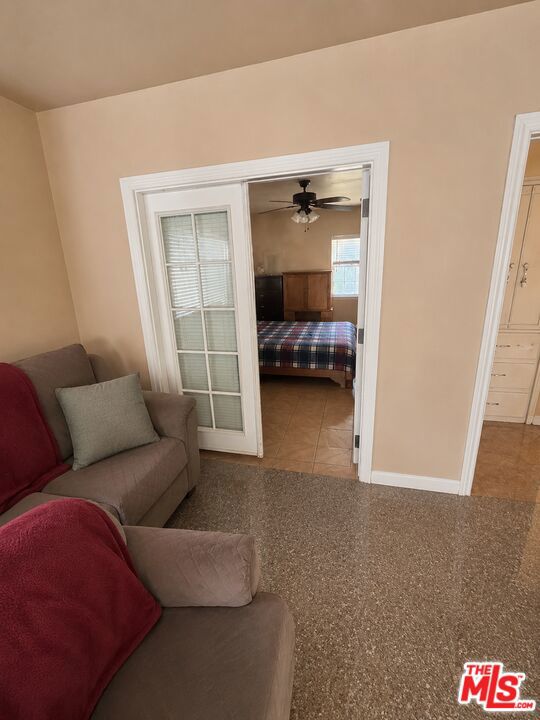 2700 Norton Avenue Property Photo 7