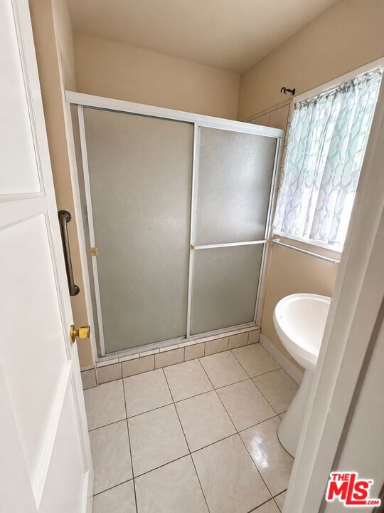 2700 Norton Avenue Property Photo 10