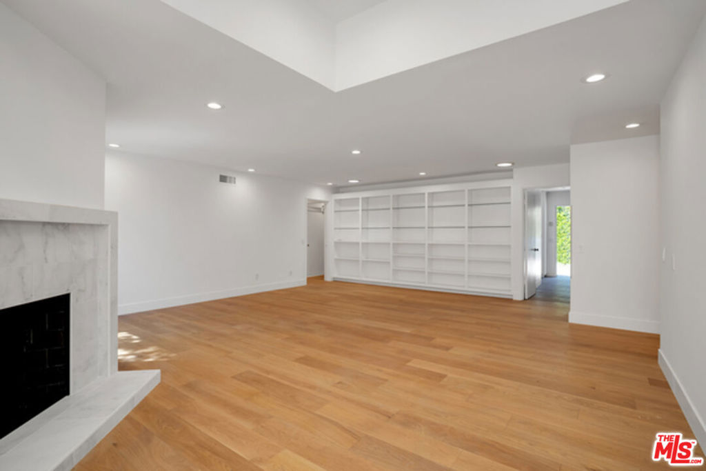 9141 Leander Place Property Photo 5