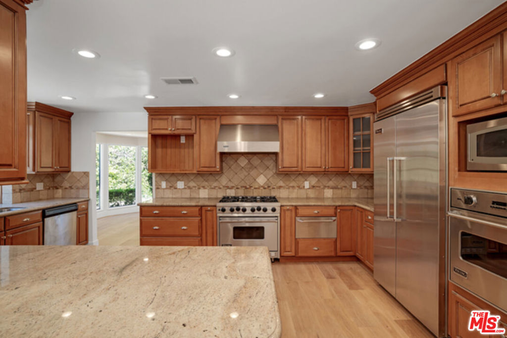 9141 Leander Place Property Photo 8