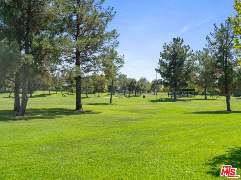 23604 Sunderland Court Property Photo 25