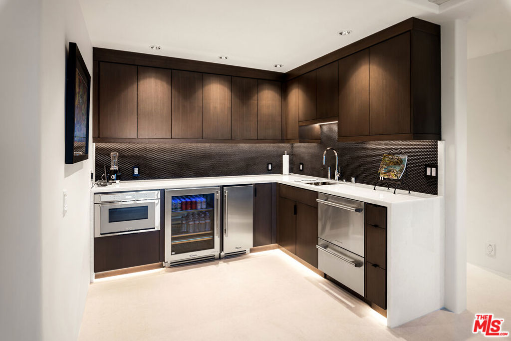 335 Wrigley Road Property Photo 41