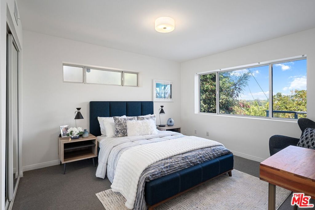 11543 Sunshine Terrace Property Photo 19