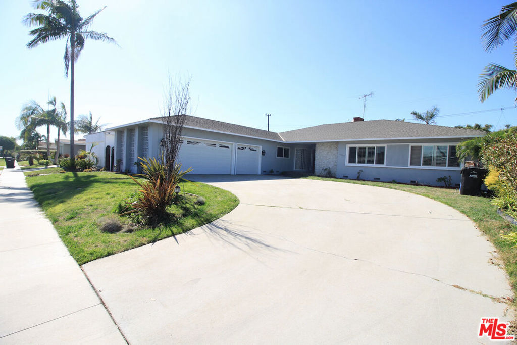 6605 S Sherbourne Drive Property Photo 1