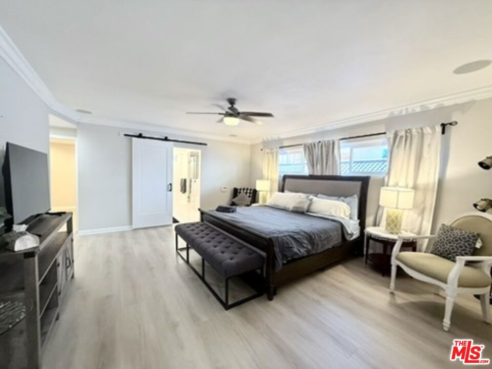 6605 S Sherbourne Drive Property Photo 24