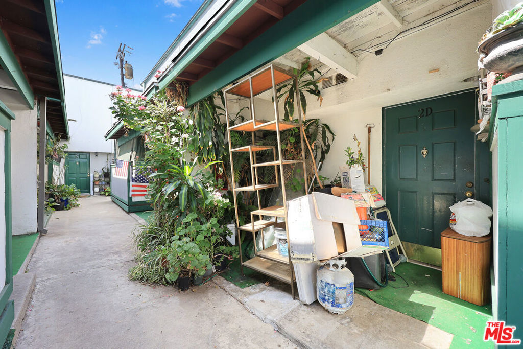 500 S 6th Street Property Photo 12